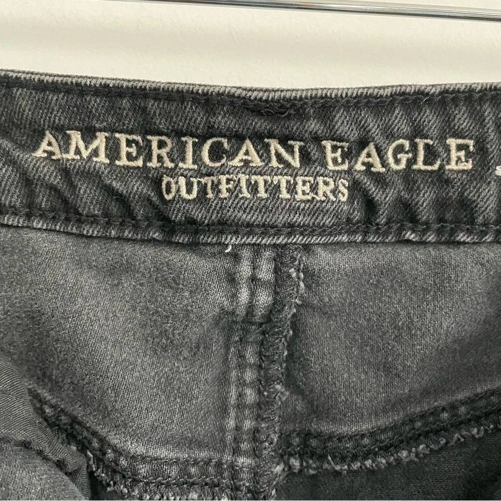 American Eagle Outfitters Black Distressed Denim Mini Skirt Size 0 - Picture 5 of 6